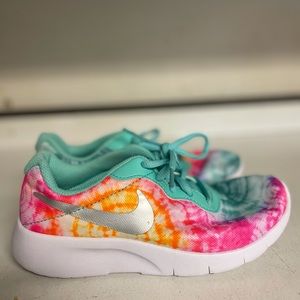 Nike Kid Tanjun Print shoe